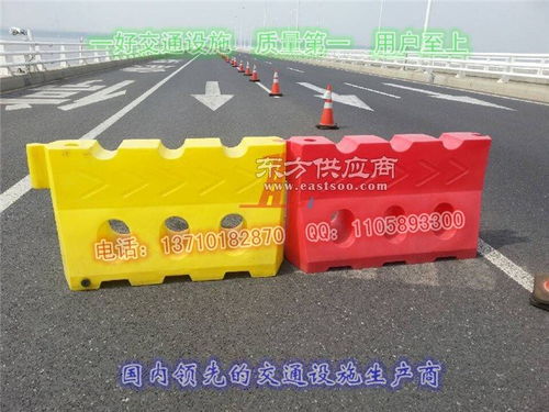 專(zhuān)業(yè)廠家提供優(yōu)質(zhì)單孔、雙孔及三孔水馬隔離墩，百墩實(shí)業(yè)價(jià)格實(shí)惠，附圖片展示